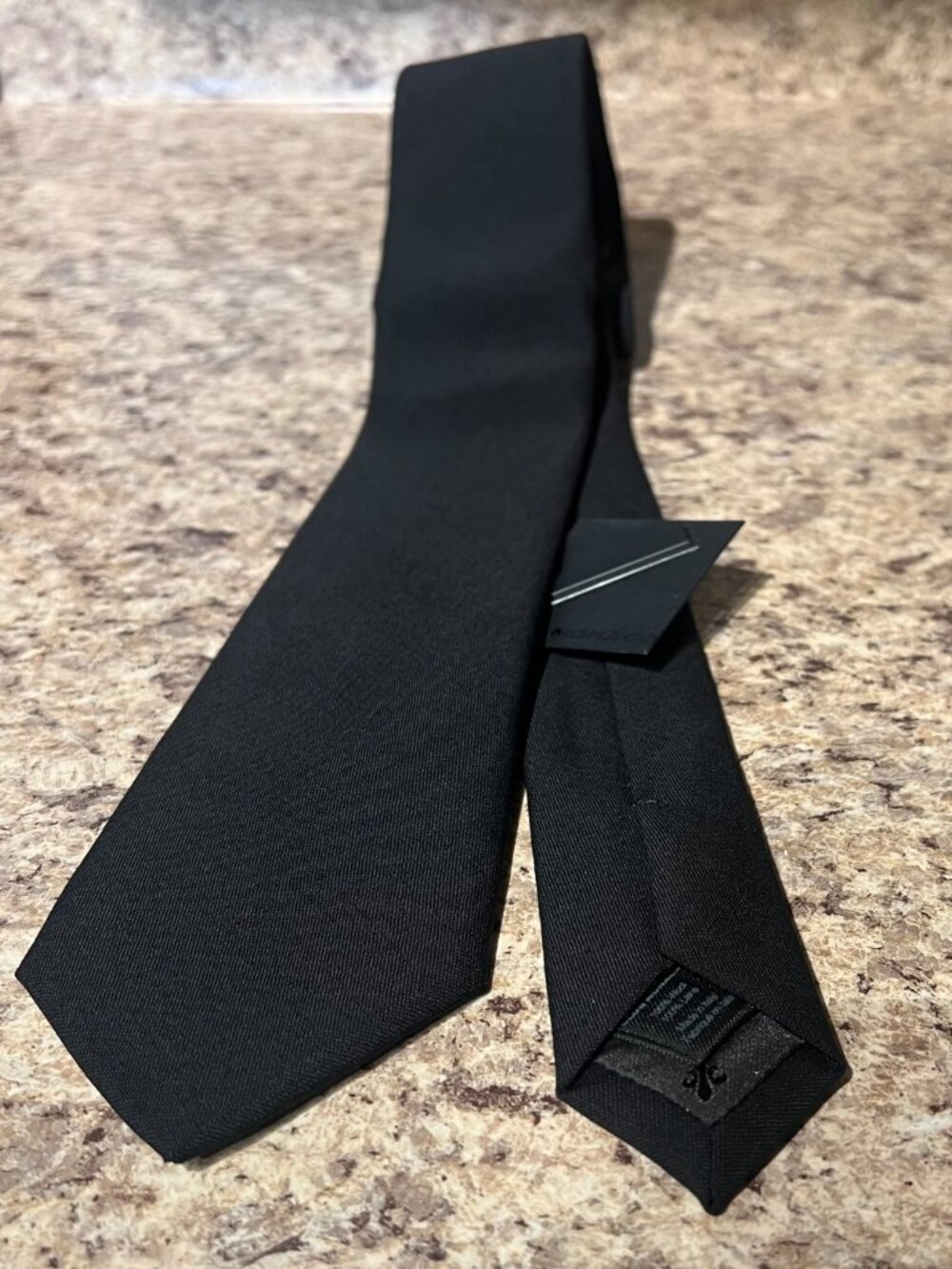 *NWT* {CLUB MONACO} Billie Tie, BLK, O/S